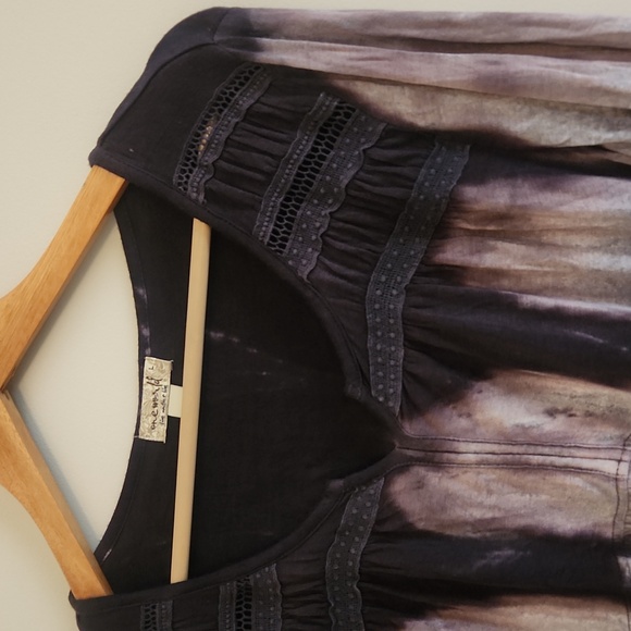 One World Long Bell Sleeve Peasant Top - Picture 2 of 6